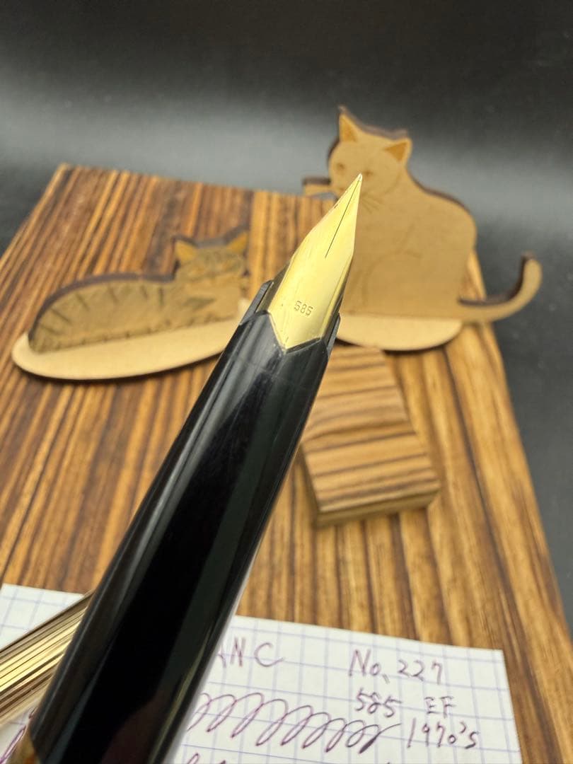 MONTBLANC 万年筆 NO.227 14K張キャップ 585