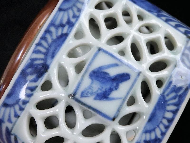 古伊万里　染付　透かし　七宝紋に鳥の図　盃台　E474AS-CGk