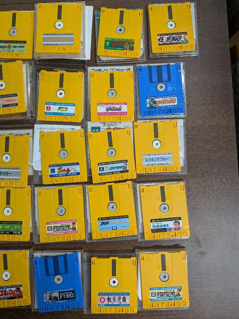 ファミコン ディスクシステムソフト　ディスクカード　まとめ売り　35本