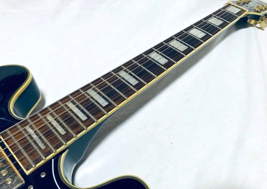 Epiphone B.B. King Lucille セミアコ ハードケース付き