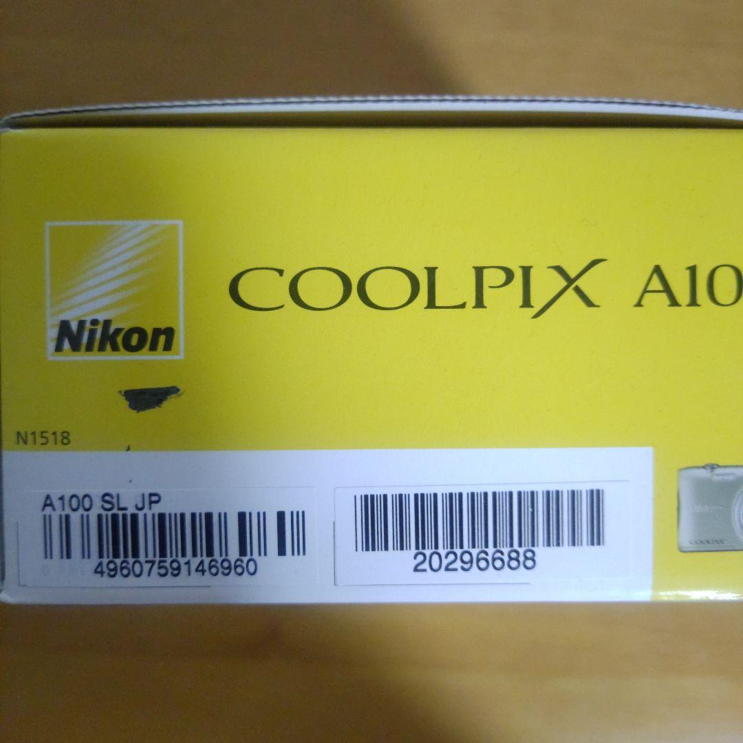 Nikon COOLPIX コンパクトデジタルカメラ シルバー