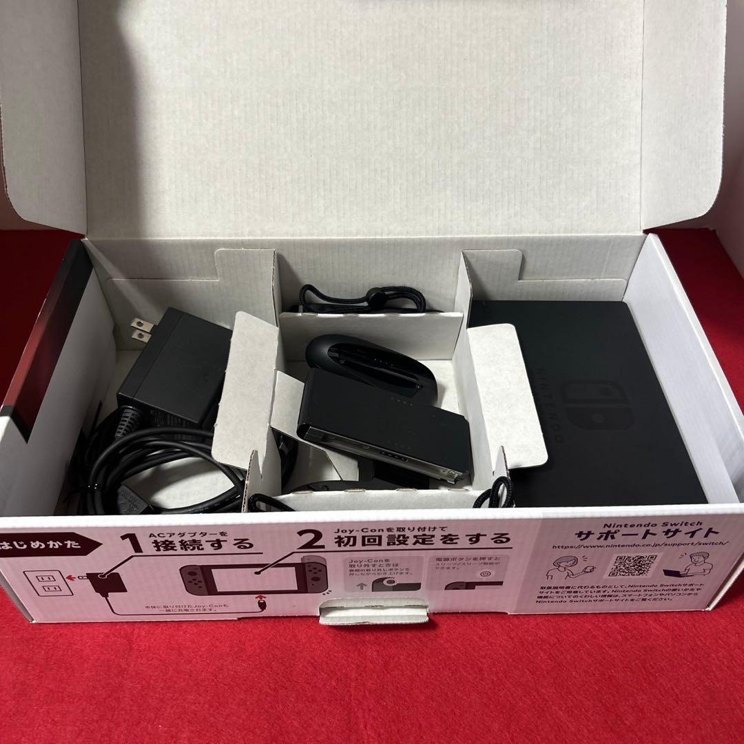 【極美品】Nintendo Switch　ニンテンドースイッチ本体