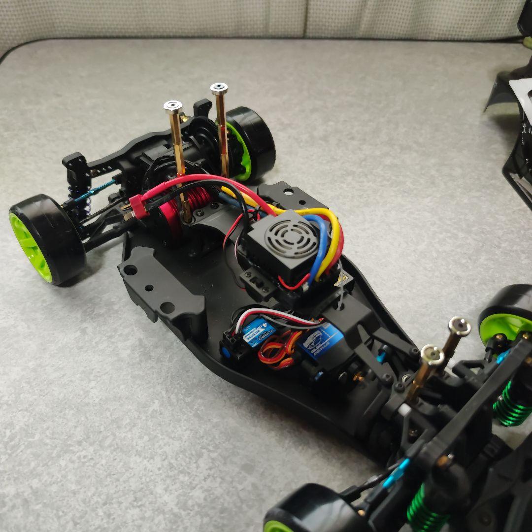 ドリフト　ラジコン　ヨコモ　YD-2　ジャイロ　ブラシレス　リポ　yd2