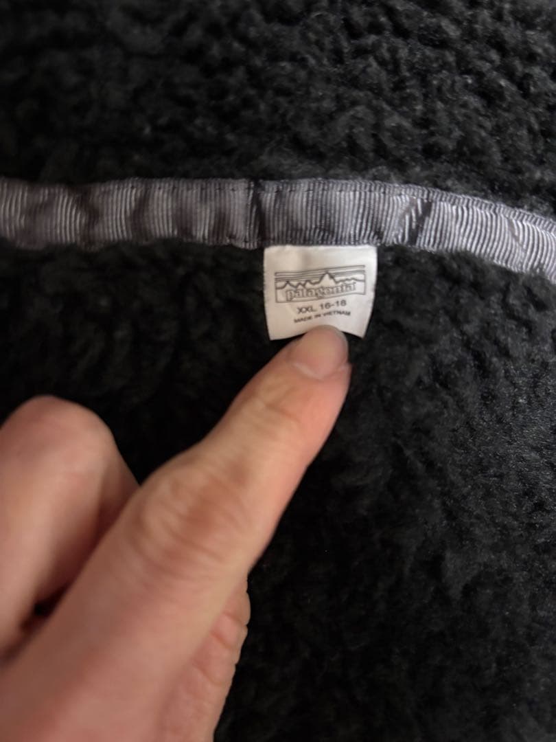 パタゴニア　キッズ　リバーシブル　アウター