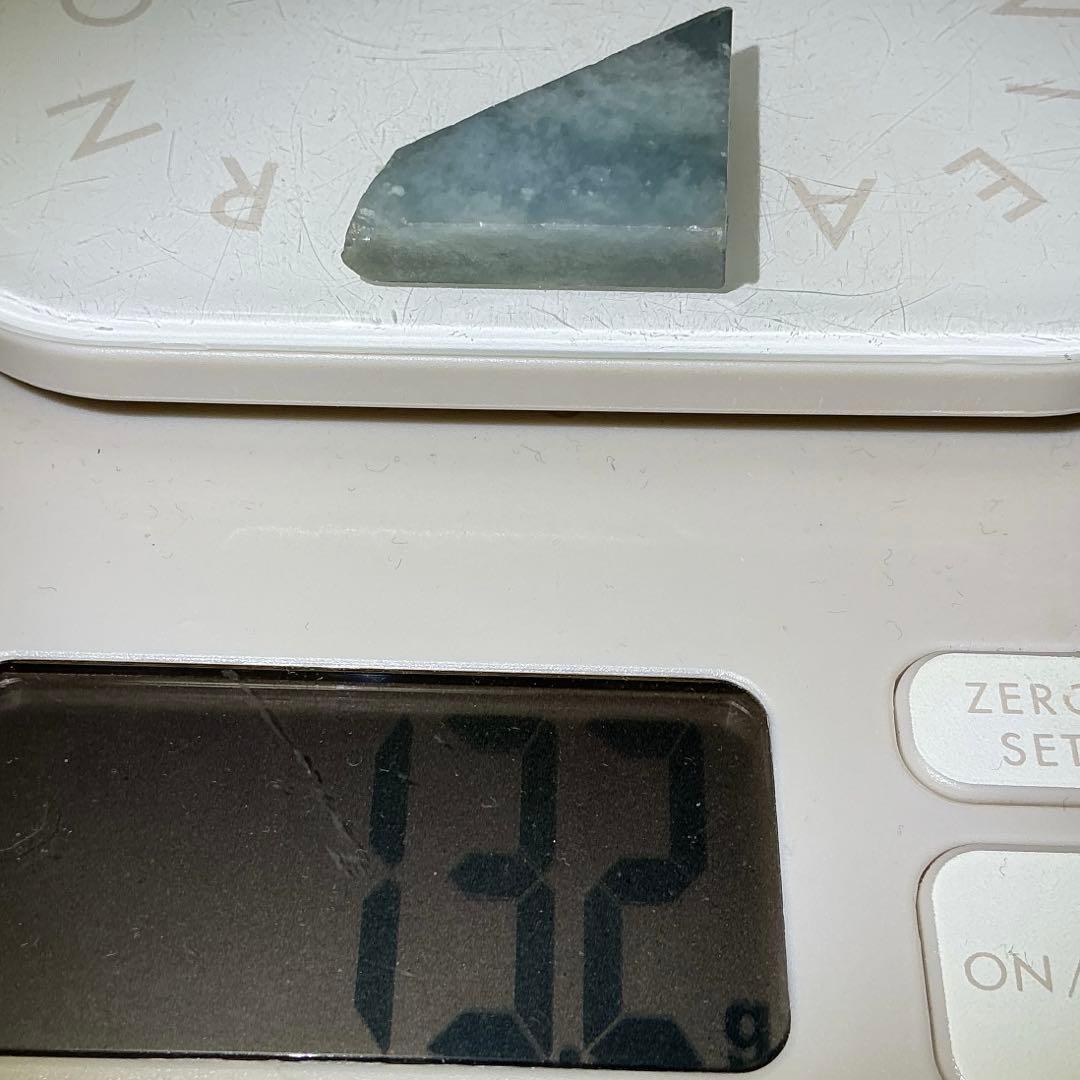 コン沢翡翠　原石　13.2g（142）※マニア向け