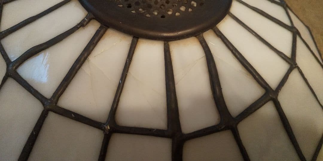 ハンドメイド最安値ステンドグラス3灯式ペンダントライト昭和レトロ　ステンドグラス