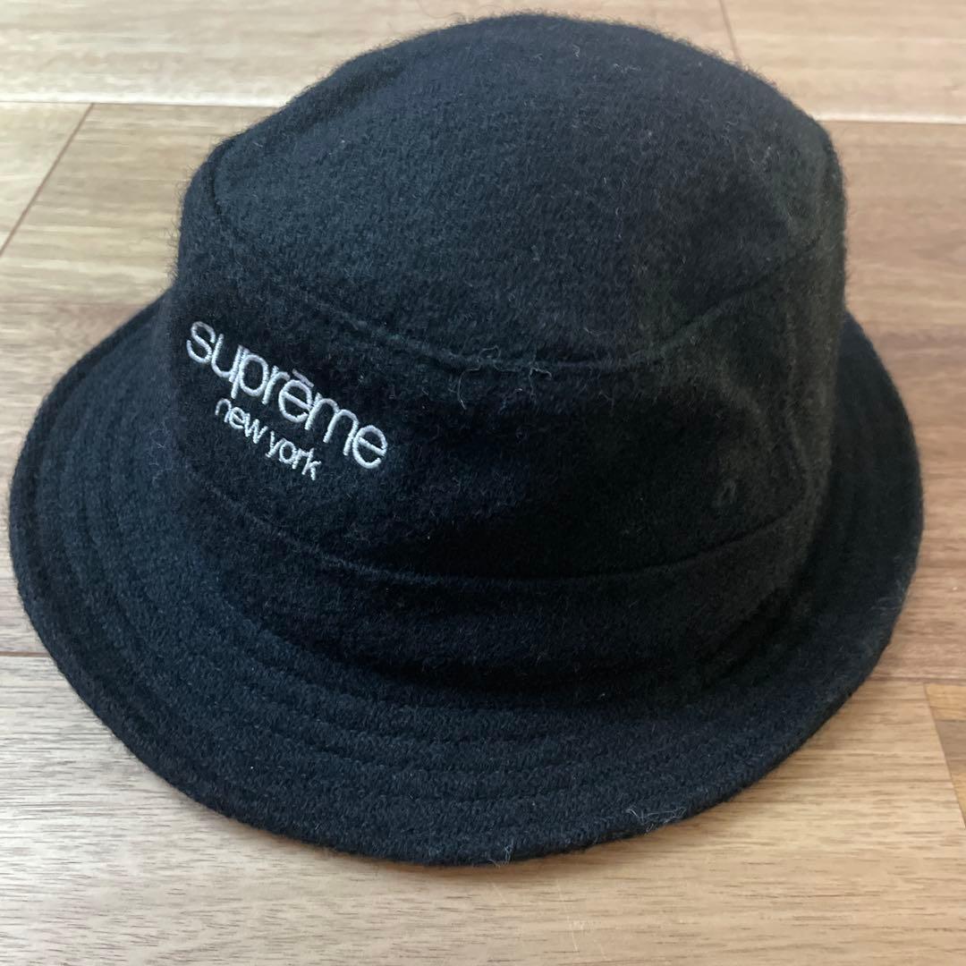 シュプリーム×ハリスツイード 21AWClassic Logo Crusher