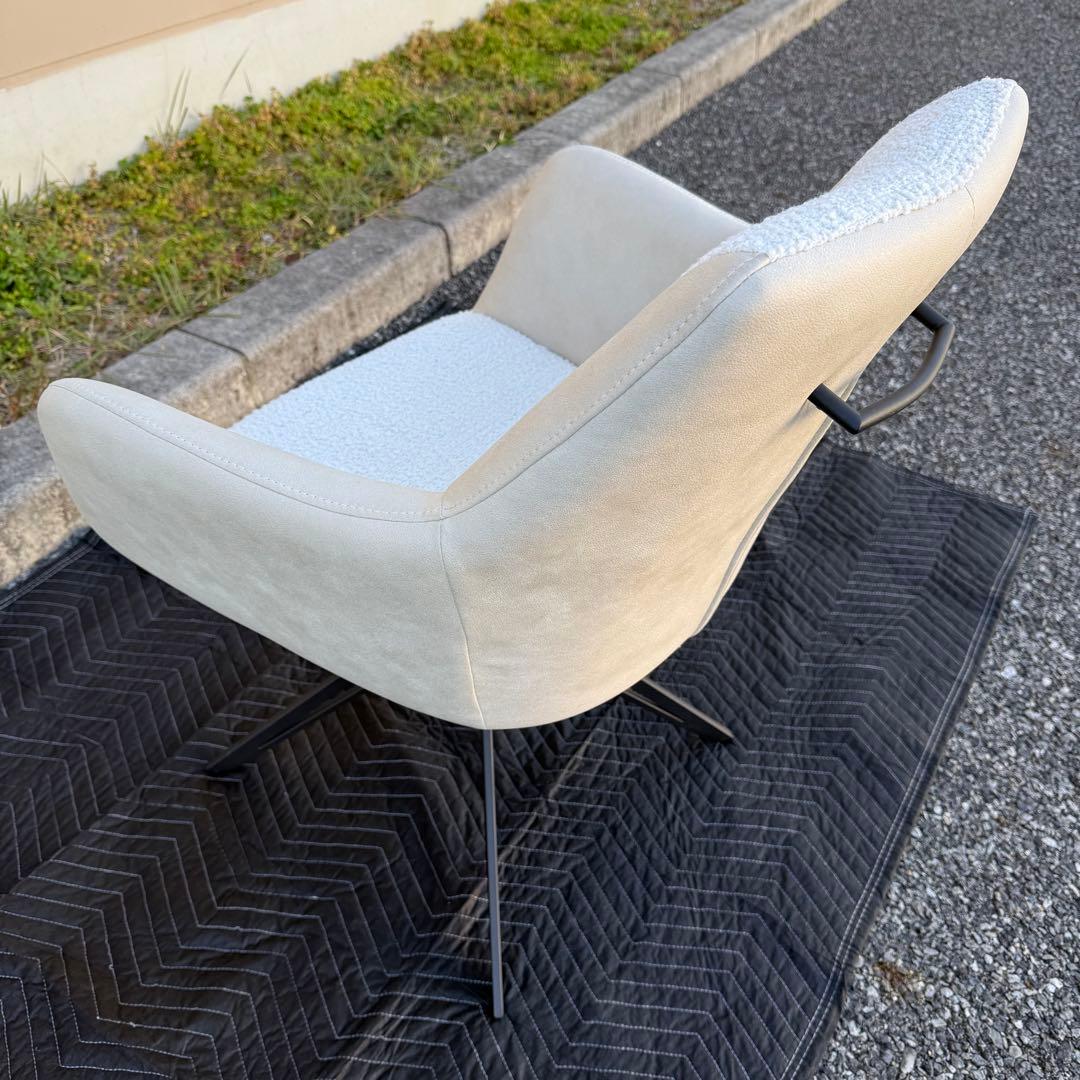 ② アルモニア ダイニングチェア 椅子　回転式　一脚 ラウンジチェア