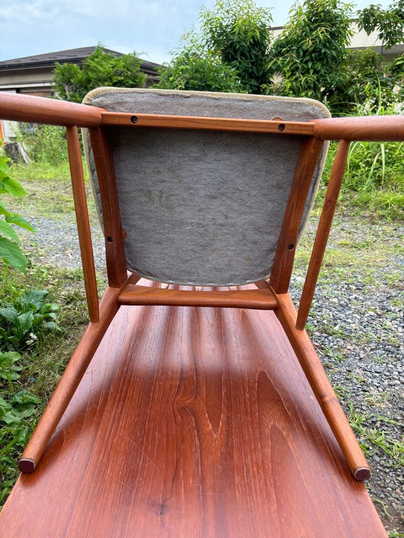北欧家具　チーク材　ダイニングチェア