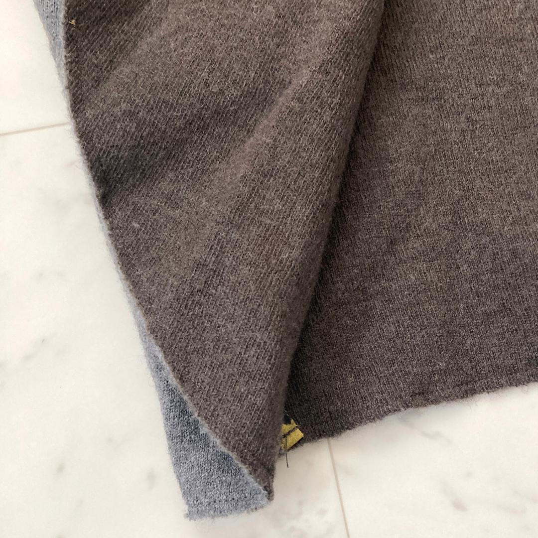 ヘルノ　HERNO ウールニットポンチョ　ケープ　フード付き　42　グレー