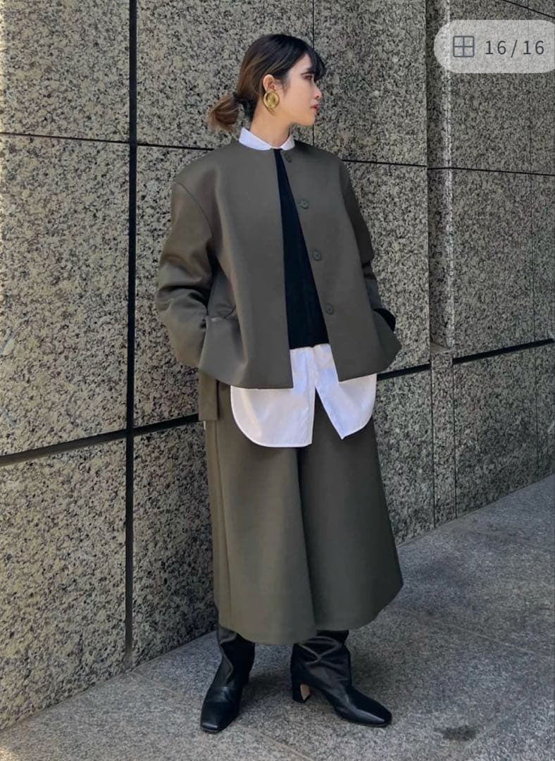 トンイADORE未使用ソフトダンボールジャケット