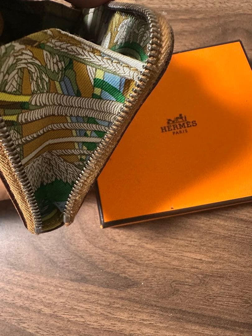 HERMES アザップ コンパクト シルクイン ケース
