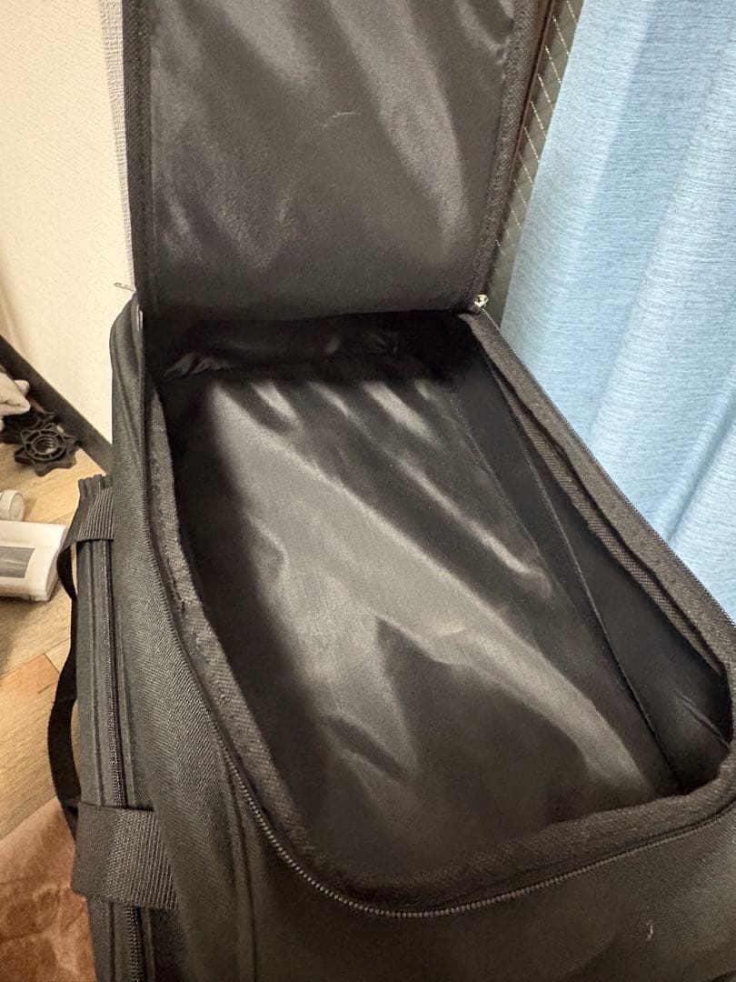 ほぼ新品です。 ボールクリーニング用のアルコールティッシュもおまけでお付けします