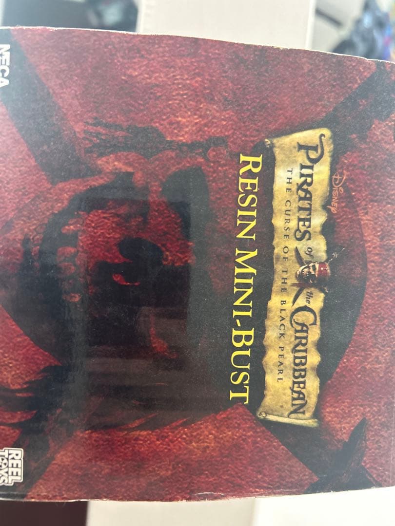 2500体限定パイレーツオブカリビアン　キャプテンバルボッサミニバストフィギュア