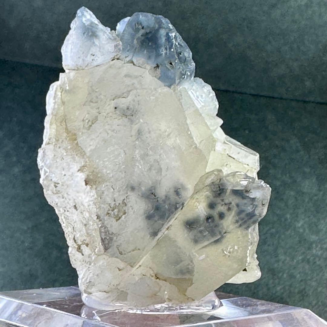 【☆爆レア】コロンビア産『ブルーターラクォーツ』（リーベカイト入り水晶）