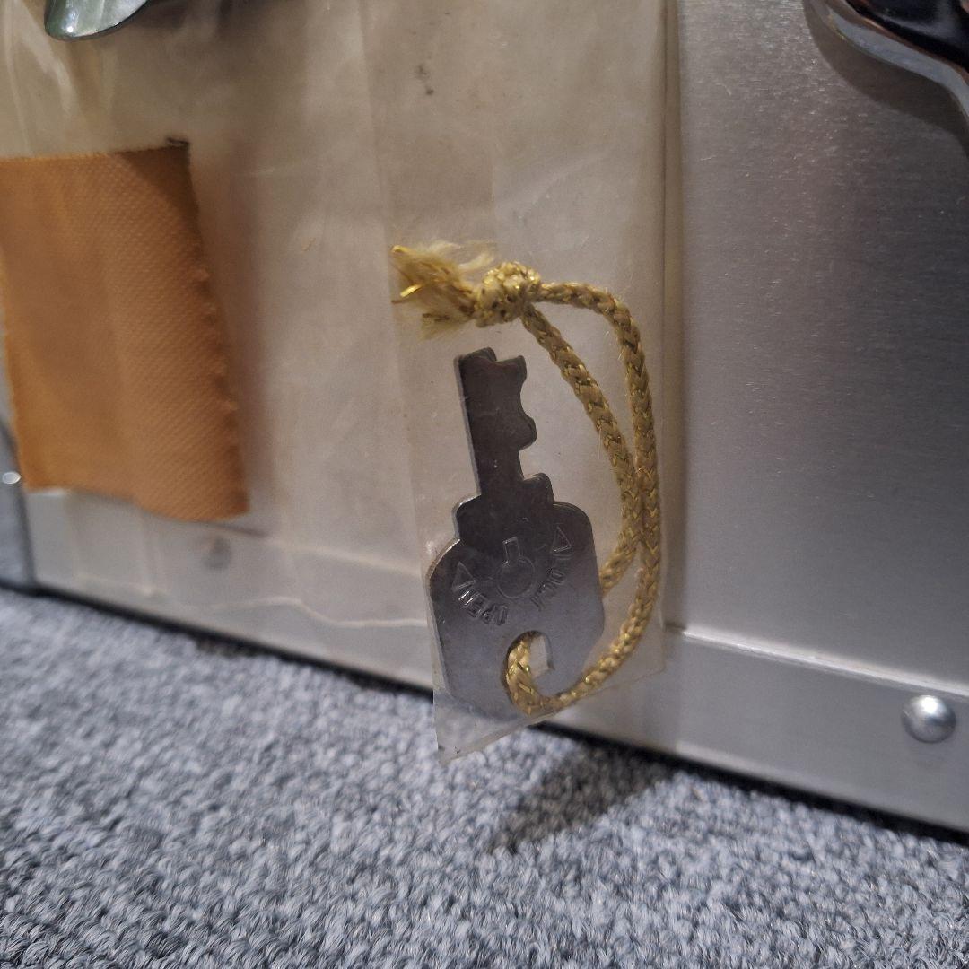 鍵付き アルミケース 日本製