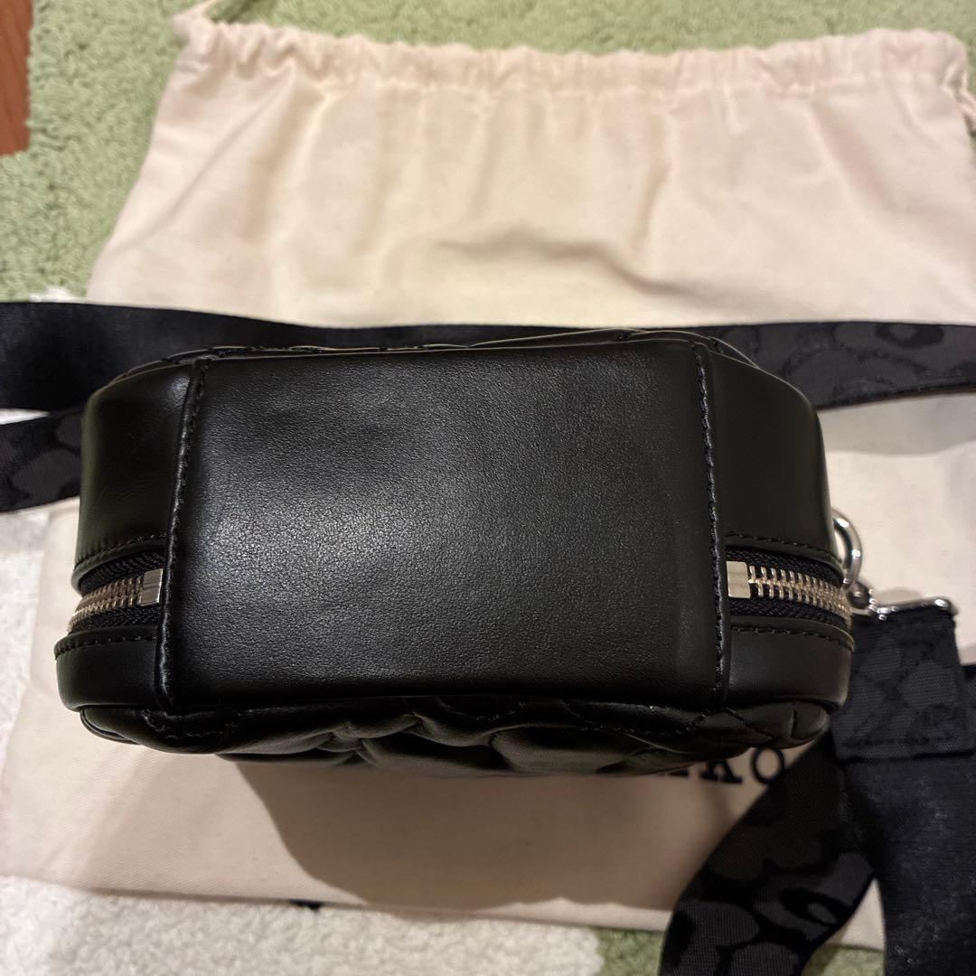 marimekko ブラックショルダーバッグ