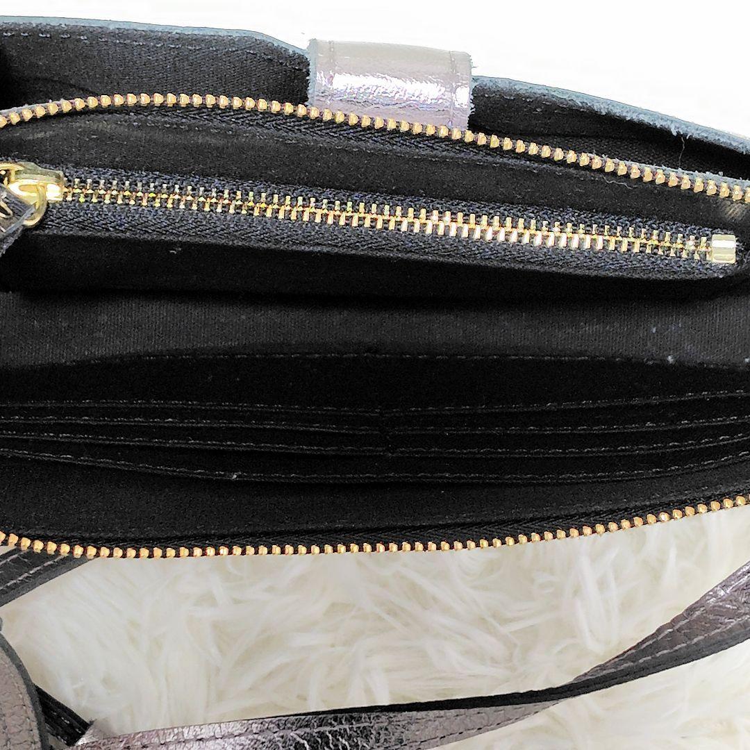 VIOLAd'OROヴィオラドーロメタリックレザー 横型スマートフォンポシェット