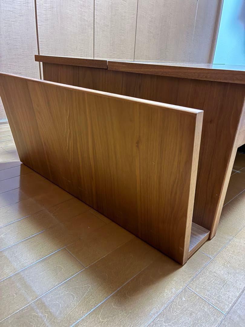 「トーノ・レック」　リビングテーブル