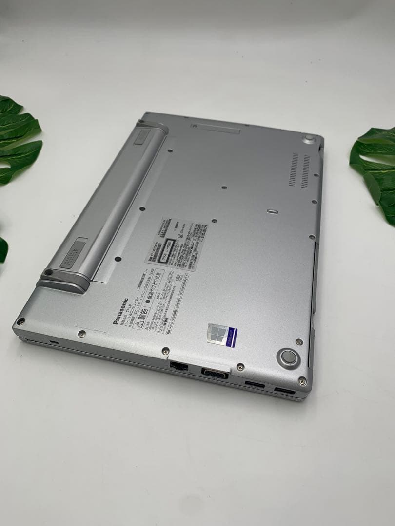 Windowsノート本体 Panasonic CF-LV9 [Core i7 10810U