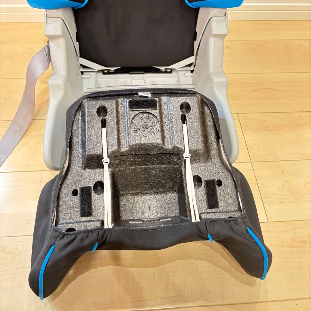 BMW チャイルドシート　ジュニアシート　インパクトシールド付き