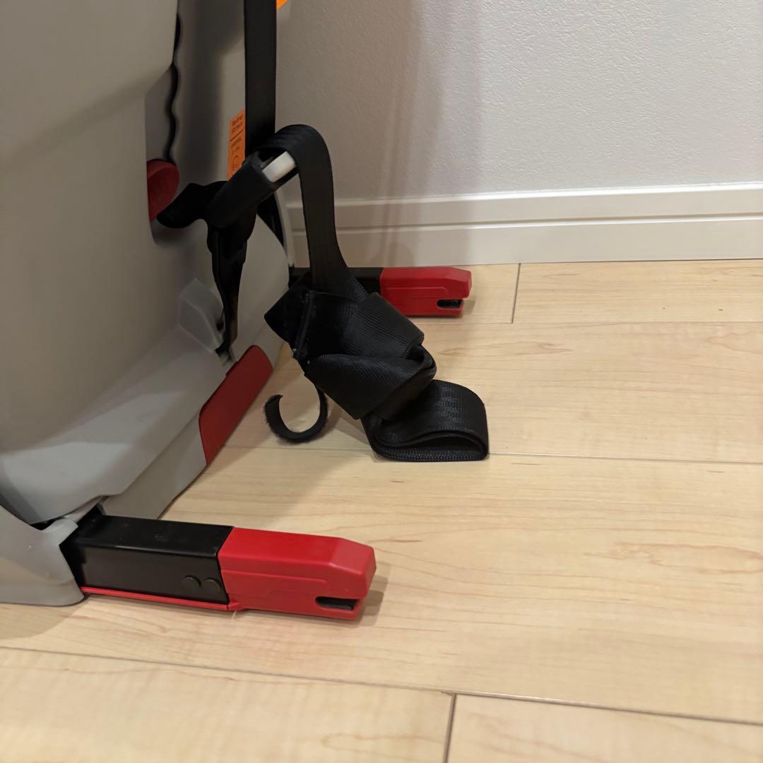 BMW チャイルドシート　ジュニアシート　インパクトシールド付き