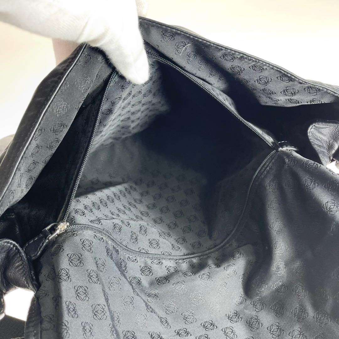 LOEWE アナグラム ナッパレザー ショルダーバッグ a704