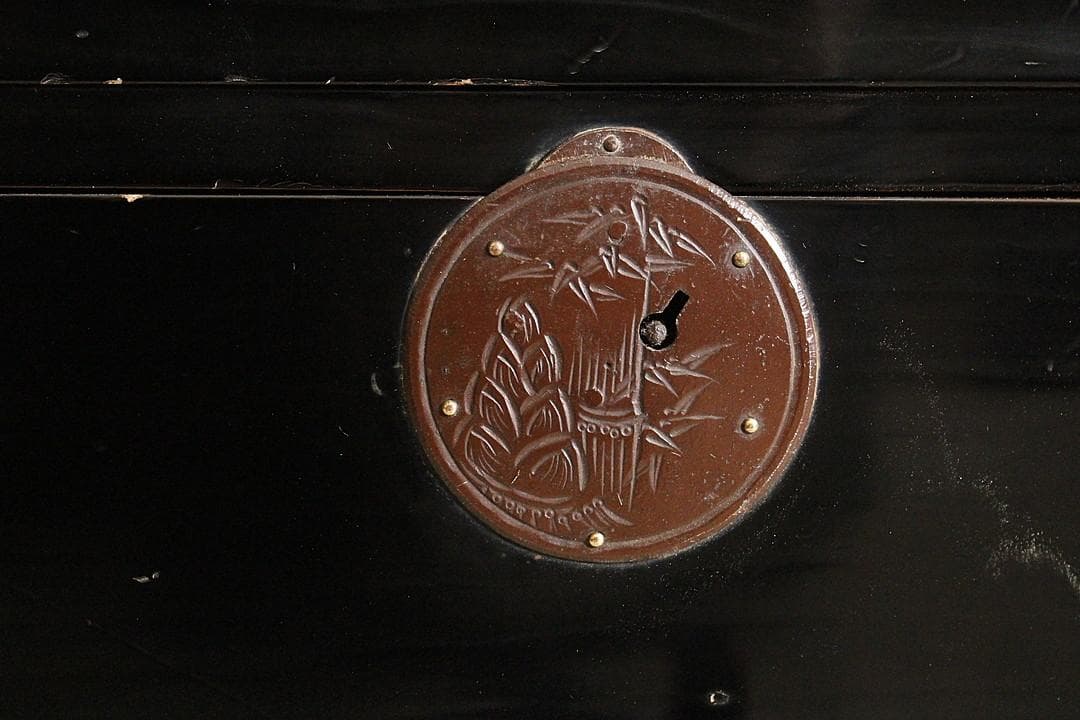 綺麗な丸金具庄内箪笥　3段　タンス　収納　古家具　古民家　時代家具