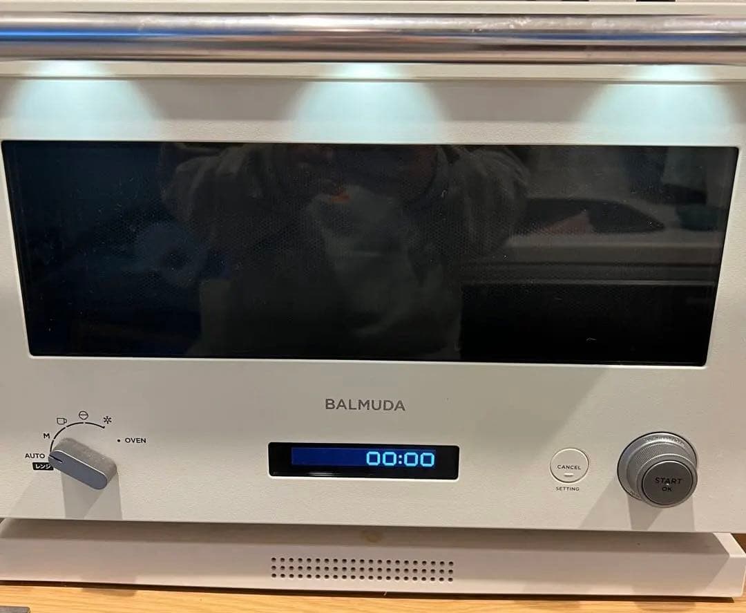 バルミューダ 電子レンジ オーブン BALMUDA K04A-WH