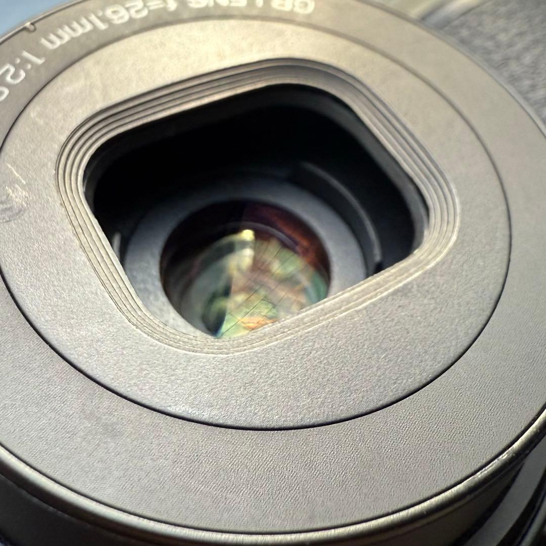 【付属品＋ストラップ】RICOH リコー GR Ⅲx 箱無し　シャッター数少なめ