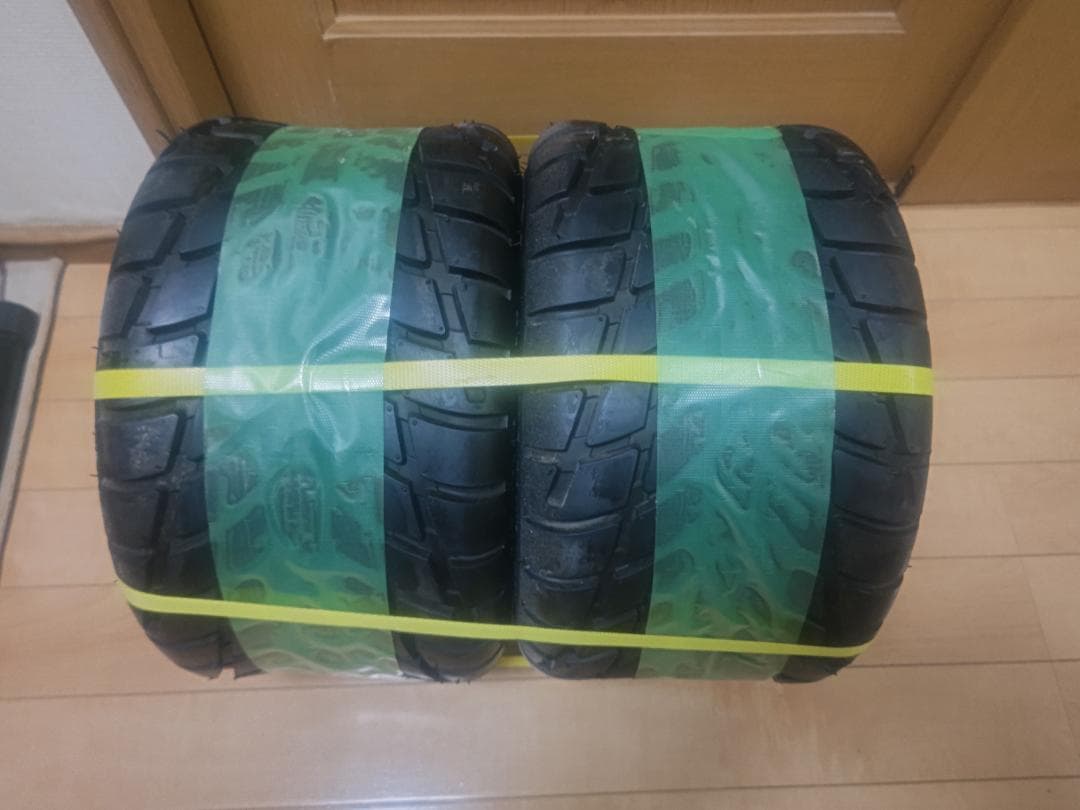 ダグラスホイール希少品10インチ10J6穴！タイヤ有曲がり無初期物