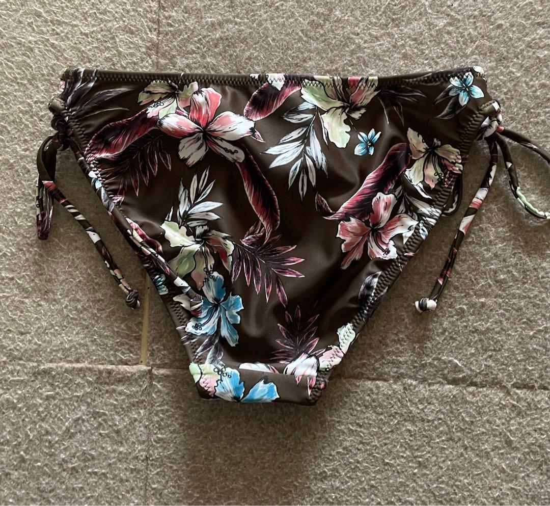 新品 タグ付き三愛水着 ビキニ 盛れる【ナチュラルアップブラ】ノンワイヤービキニ