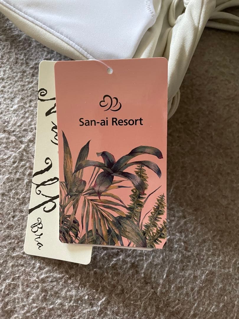 新品 タグ付き三愛水着 ビキニ 盛れる【ナチュラルアップブラ】ノンワイヤービキニ