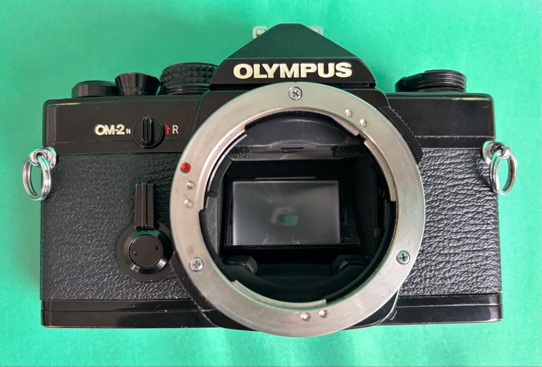 ★ OLYMPUS OM-2N BLACK + 標準レンズ 50mm