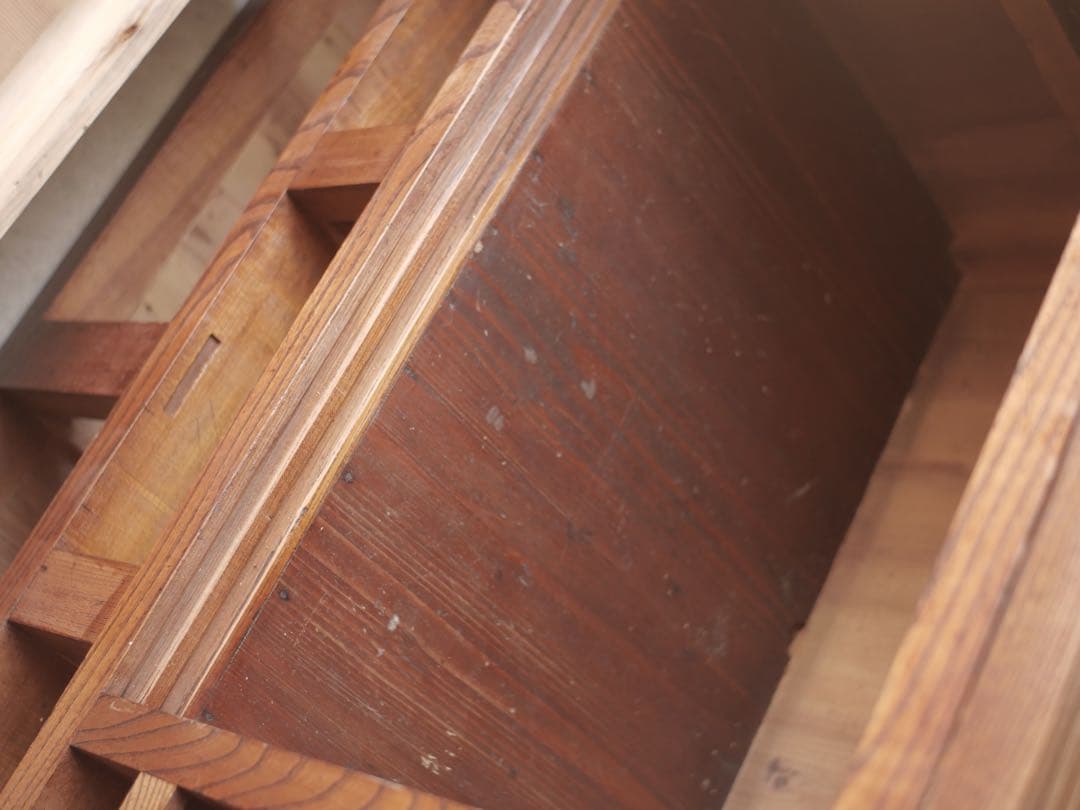 茶箪笥　箪笥　食器棚　ケヤキ　玉杢　古家具　古道具　アンティーク　昭和レトロ