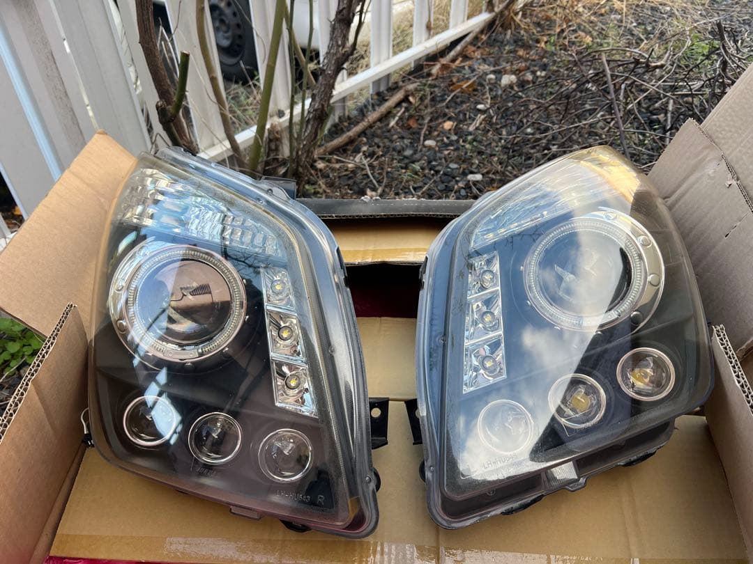 MH23S ワゴンR クリスタルアイヘッドライト 左右