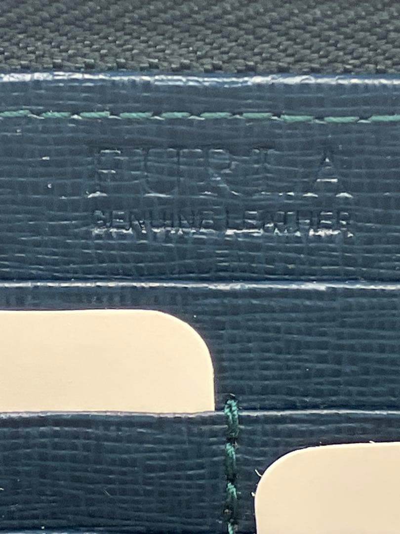 新品未使用　FURLA長財布　Y