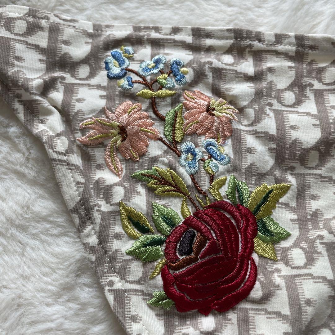 クリスチャンディオール トロッター水着 ビキニ 刺繍入り チャーム付き