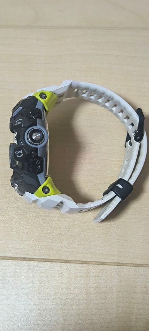 カシオ　ジーショック　GBD-H1000-1A7JR