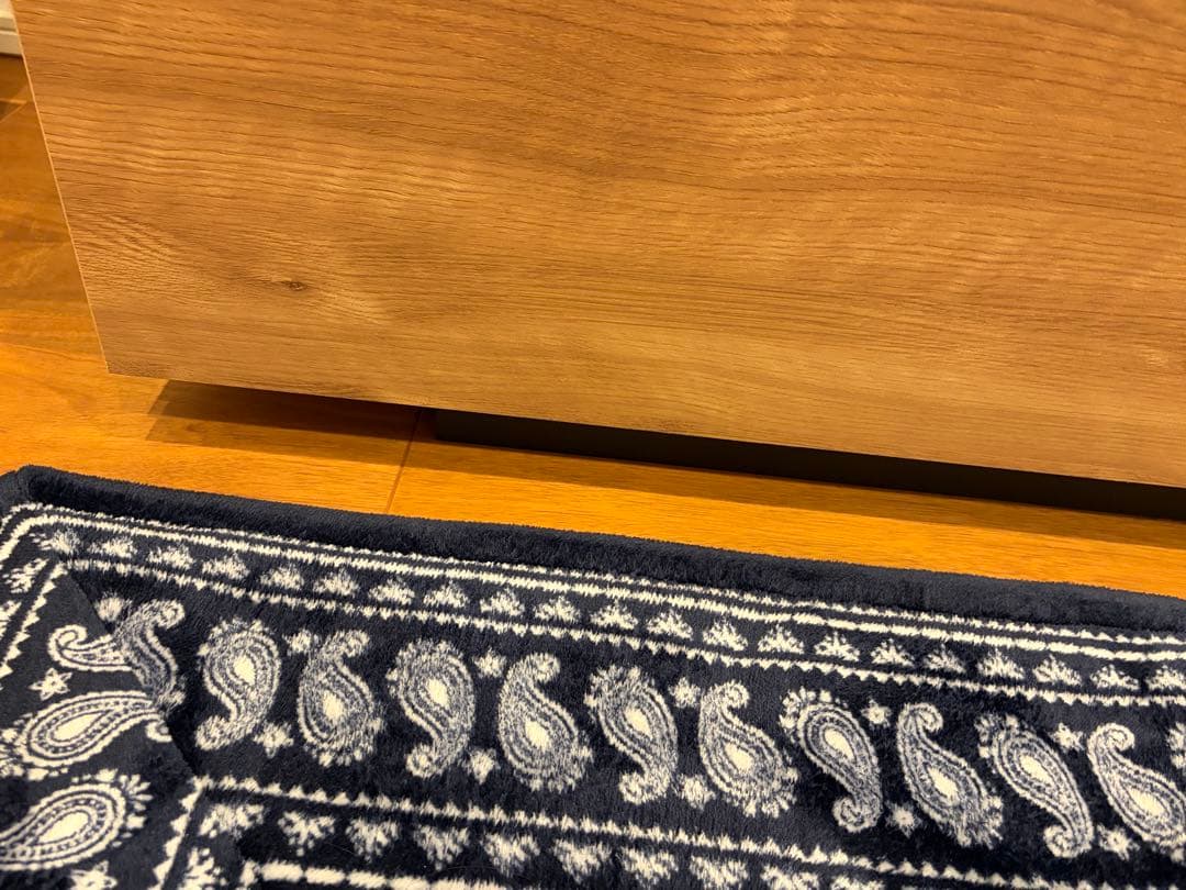 タップ収納付きテレビ台 幅180cm／ロウヤ