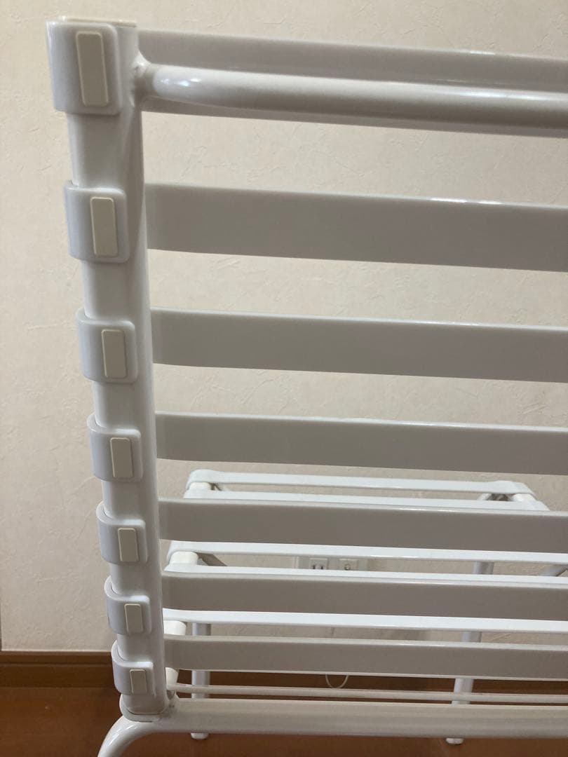 MAGISマジス チェア　ストライプドセディア リプロダクト