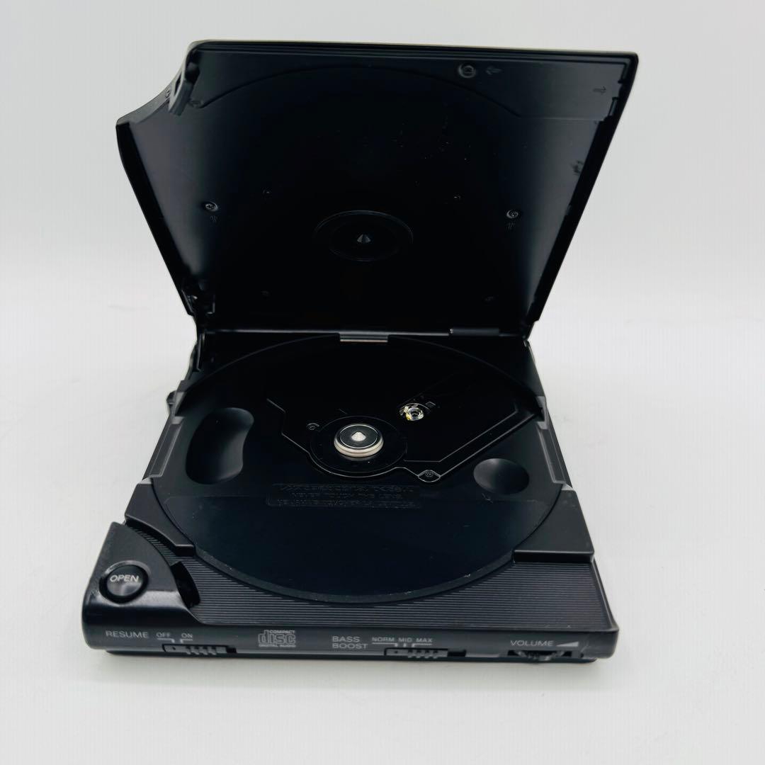 【美品】SONY Discman ポータブルCDプレーヤー D-303