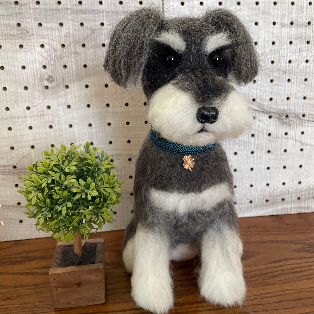 羊毛フェルト　ミニチュアシュナウザー　Mサイズ　3体