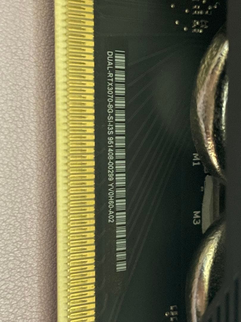 ASUS GeForce RTX 3070 グラフィックボード