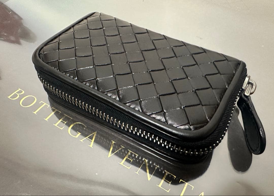 【付属品付】ボッテガヴェネタ イントレチャートケース/ラム/黒3️⃣✨✨
