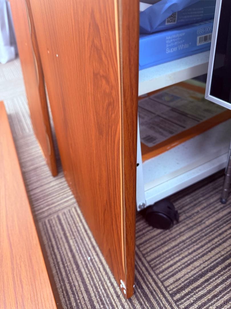 電子ピアノ88鍵盤　ハンマーアクション鍵盤　３本ペダル　ウォールナット