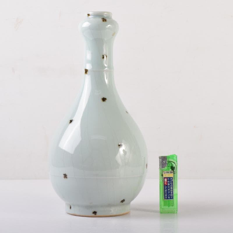 中国　飛青磁　蒜口瓶　在銘　V　7110