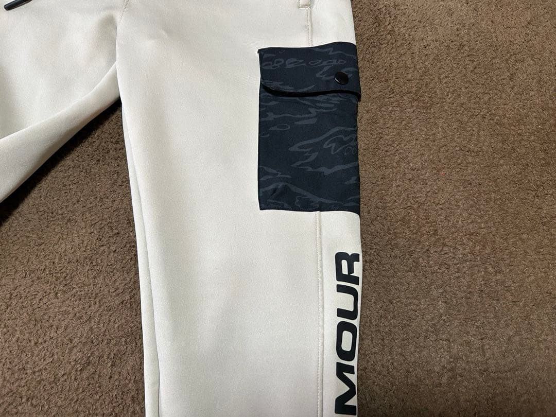 ★Ryo【新品】アンダーアーマーニットハイブリッドジップジャケット・パンツ