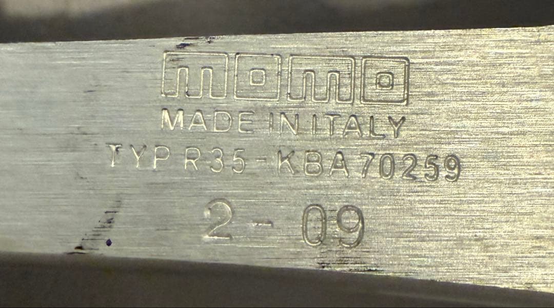 momo ステアリング　モモ　ハンドル　D型