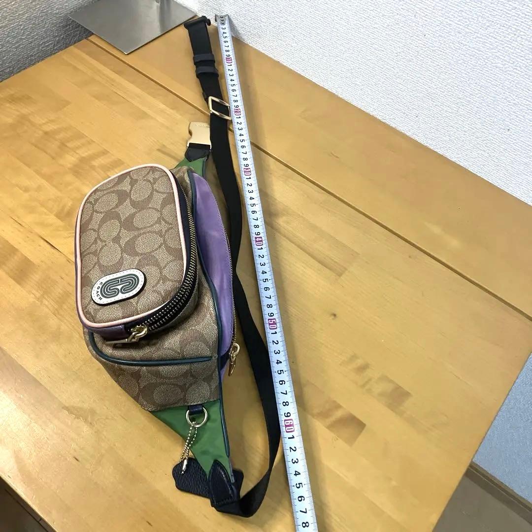 【美品 】COACH コーチ PVC シグネチャー ボディバッグ ウエストバッグ